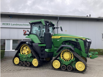 Трактор JOHN DEERE