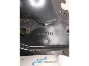 Свет/ Освещение для Грузовиков Volvo Light bracket 84228541: фото 3