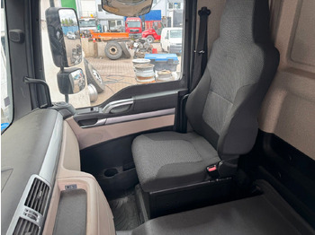 MAN 18.290 4X2 Koffer / Plane Top Zustand 8,30 Meter в лизинг MAN 18.290 4X2 Koffer / Plane Top Zustand 8,30 Meter: фото 4