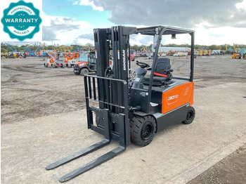 Электропогрузчик DOOSAN