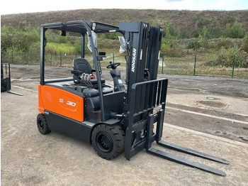 Электропогрузчик Doosan B30X-7 PLUS: фото 4