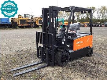 Электропогрузчик DOOSAN