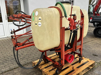 Навесной опрыскиватель HOLDER