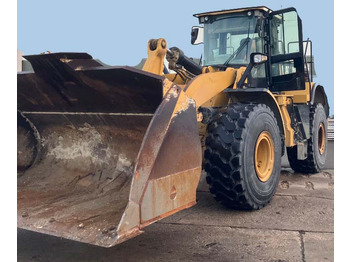 : фото в шапке страницы