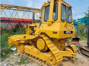 Бульдозер CATERPILLAR D4H