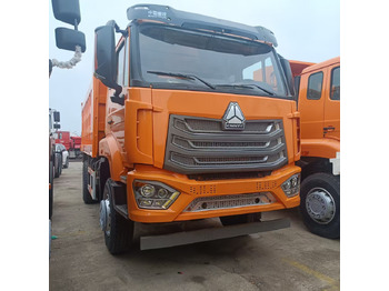 Самосвал SINOTRUK