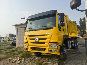 Самосвал SINOTRUK HOWO