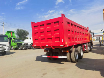 Самосвал Sinotruk HOWO 371 8*4 Dump truck: фото 3