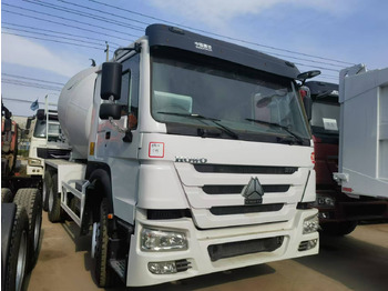 Автобетоносмеситель SINOTRUK HOWO