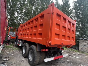 Мини-самосвал Sinotruk HOWO 371: фото 3