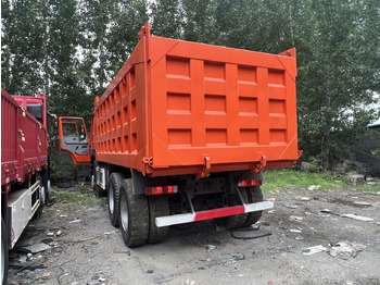 Мини-самосвал Sinotruk HOWO 371: фото 2