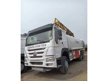 Ассенизатор SINOTRUK
