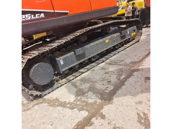 Гусеничный экскаватор DOOSAN DX225LCA: фото 2 Гусеничный экскаватор DOOSAN DX225LCA: фото 2