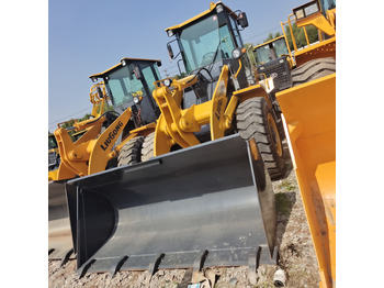 Колёсный погрузчик LIUGONG