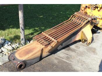 Стрела KOMATSU