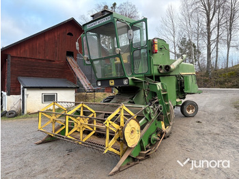 Зерноуборочный комбайн JOHN DEERE