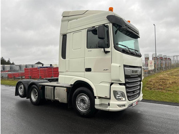 Тягач DAF XF 530