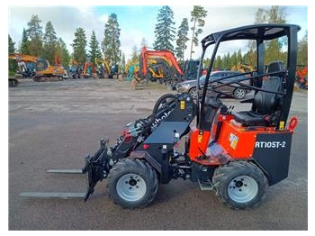 Компактный фронтальный погрузчик KUBOTA