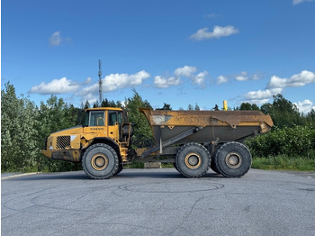 Сочленённый самосвал VOLVO A40D