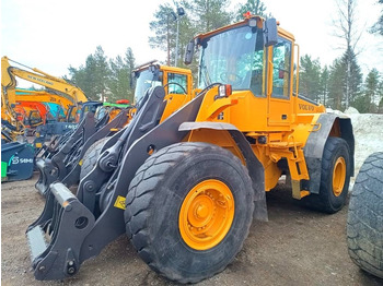 Колёсный погрузчик VOLVO L120E