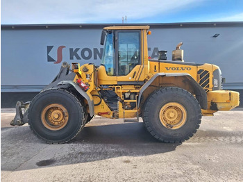 Колёсный погрузчик VOLVO L120F