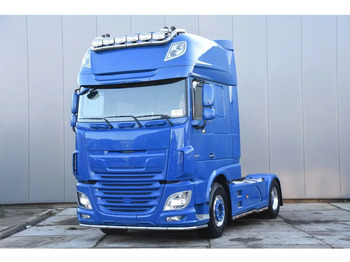 Тягач DAF XF 530