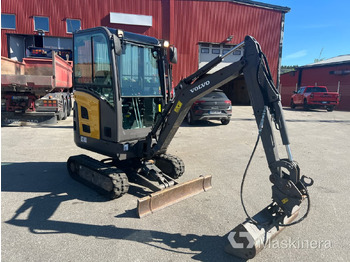 Гусеничный экскаватор Grävmaskin Volvo EC18D med maskintrailer och redskap: фото 4