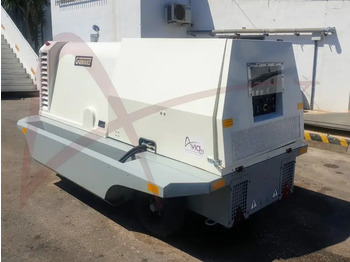 Аэродромный источник питания GUINAULT