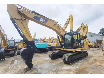 Гусеничный экскаватор CATERPILLAR 320CL