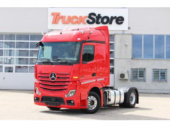Тягач MERCEDES-BENZ Actros 1863