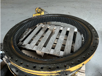 Поворотное кольцо LIEBHERR