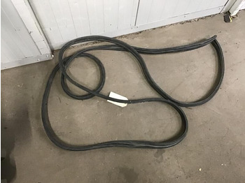 Кабина и интерьер LIEBHERR