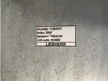 Кабина и интерьер LIEBHERR