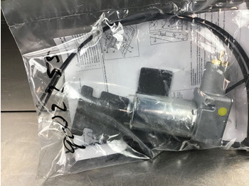 Компрессор кондиционера LIEBHERR