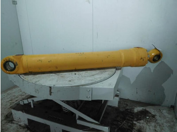 Гидравлический цилиндр LIEBHERR