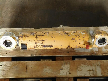 Гидравлический цилиндр LIEBHERR