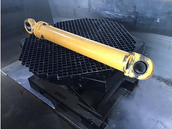 Гидравлический цилиндр LIEBHERR