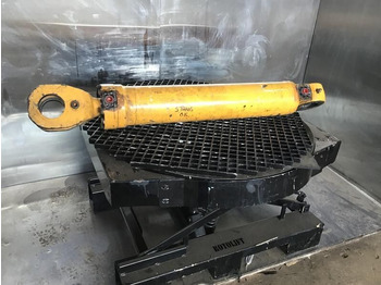 Гидравлический цилиндр LIEBHERR