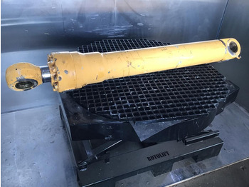 Гидравлический цилиндр LIEBHERR