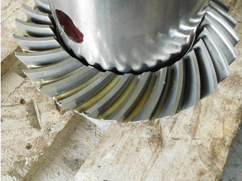 Дифференциал LIEBHERR