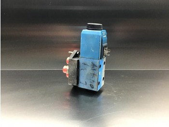 Гидравлика Liebherr Directional Control Valve: фото 2 Гидравлика Liebherr Directional Control Valve: фото 2