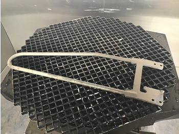 Кабина и интерьер LIEBHERR