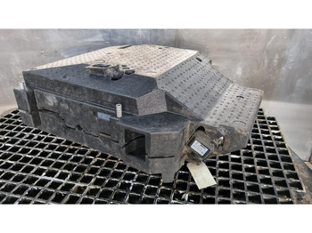 Кабина и интерьер LIEBHERR