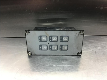 Приборная панель LIEBHERR