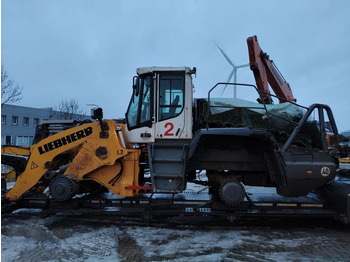 Колёсный погрузчик LIEBHERR L 576