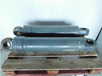 Гидравлический цилиндр LIEBHERR