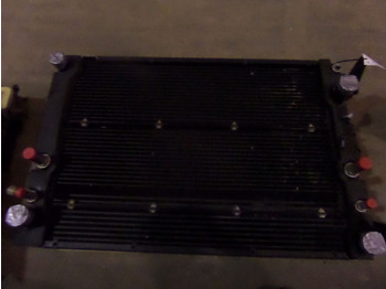 : фото в шапке страницы