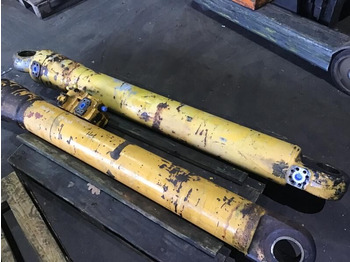 Гидравлический цилиндр LIEBHERR