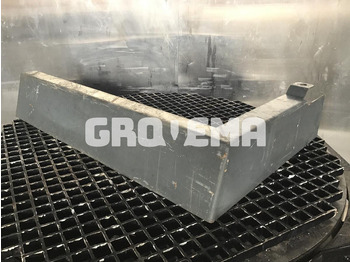 Бампер LIEBHERR