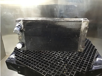 : фото в шапке страницы